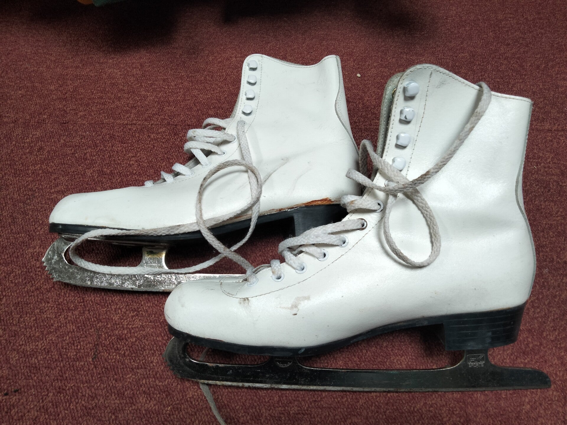Kunstschaatsen met veters Maat 40