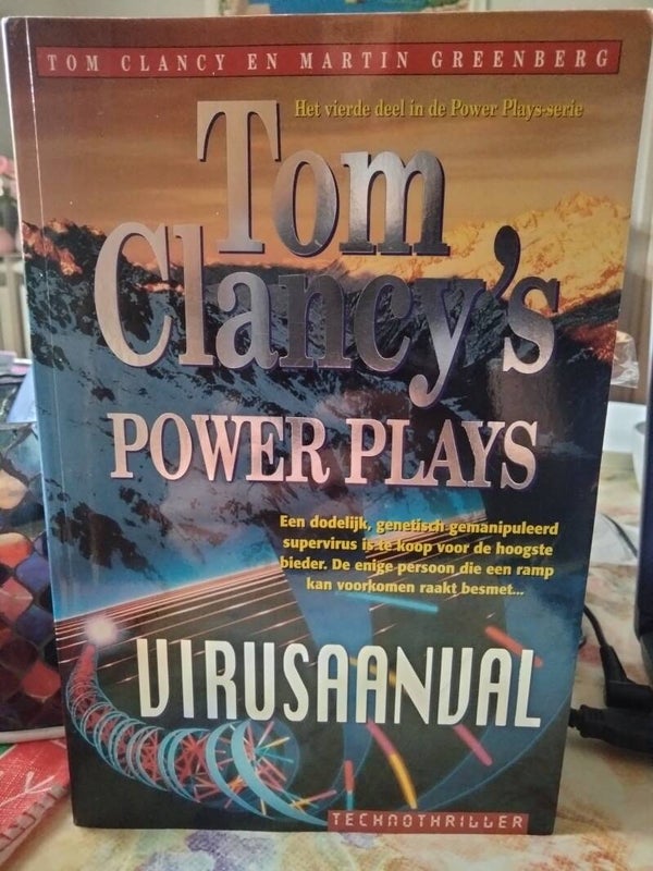 Thriller Tom Clancy's power plays virusaanval