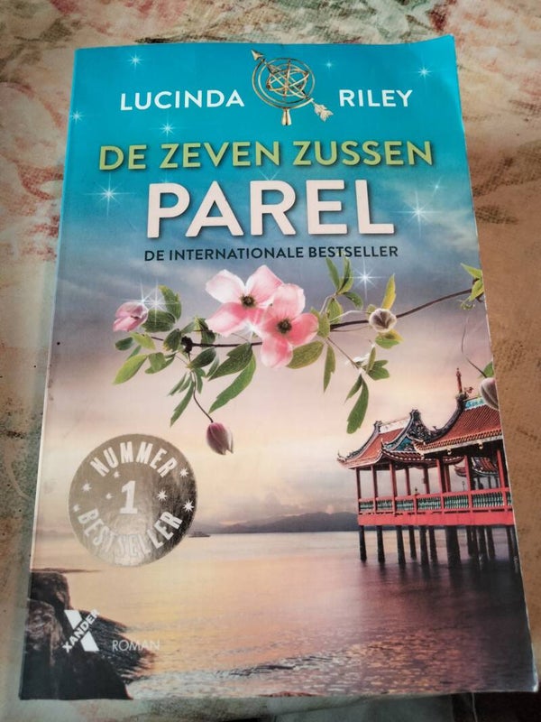 Roman Lucinda Riley de zeven zussen Parel