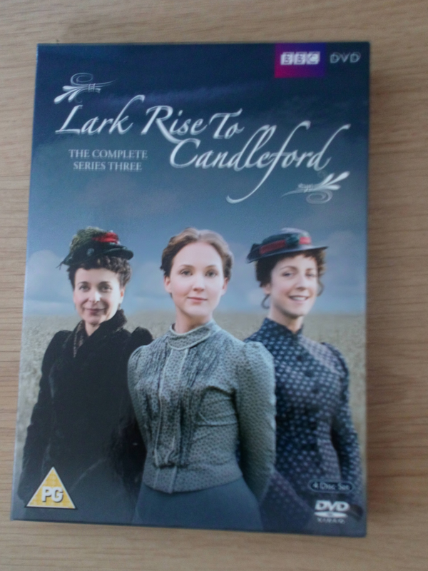 4DVD Lark rise to Crandford