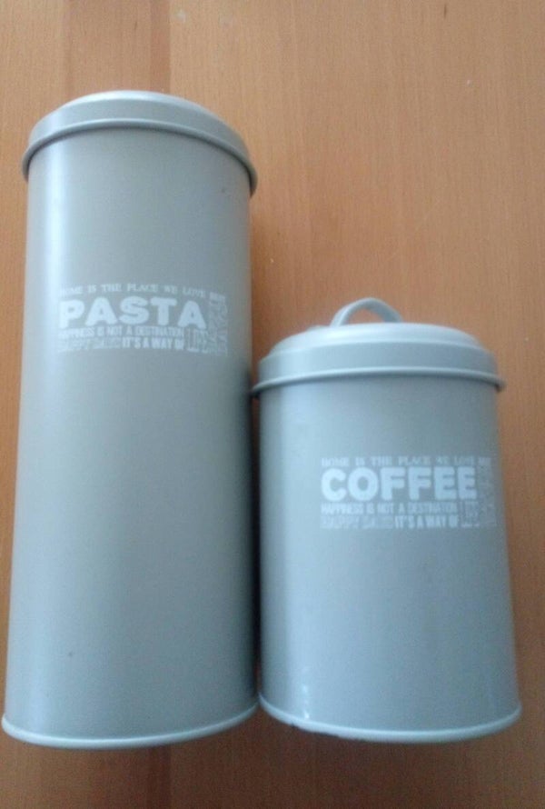 Voorraad bussen Pasta en Coffee 