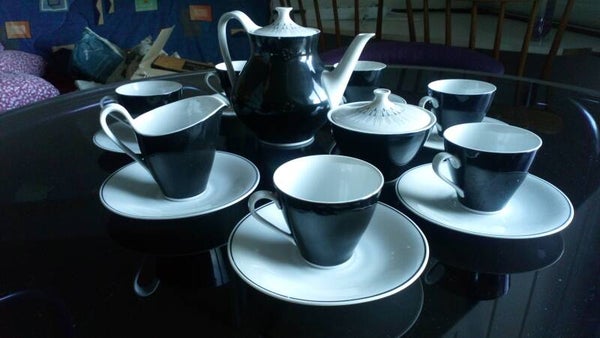 Servies Bavaria Wunsiedel Porzellan, 18 delig - zwart / wit - jaren '70