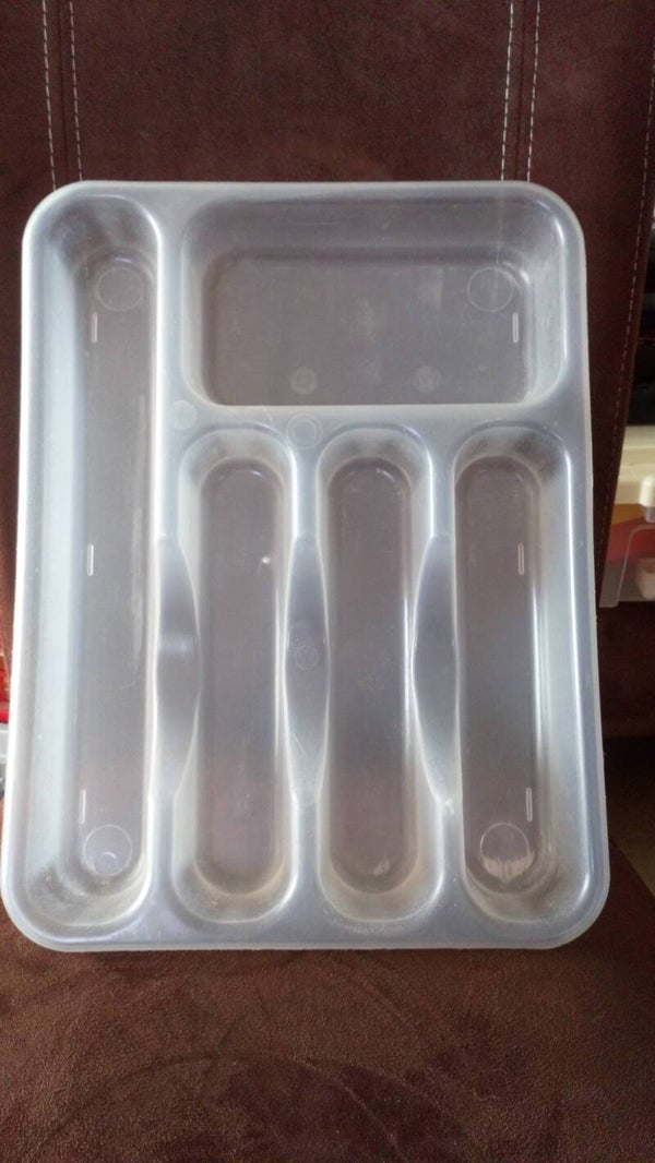 Besteklade plastic mat