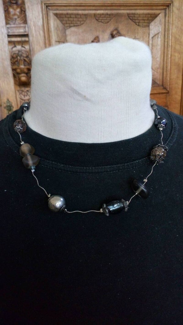 Ketting Sarana zilverkleurig met stenen