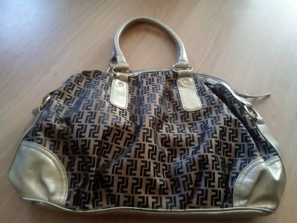 Handbag Atmosphere