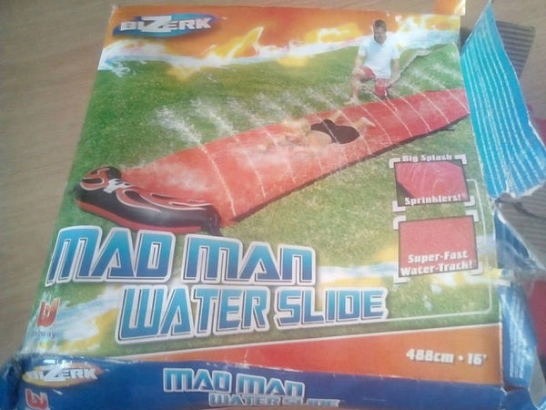 Waterglijbaan Bizerk mad men