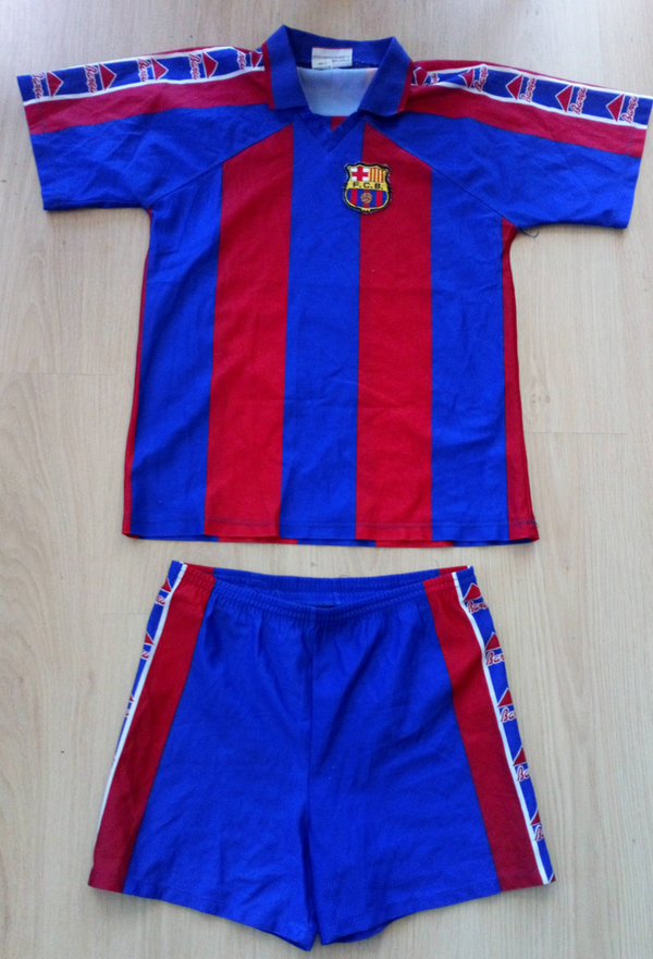 Barca Outfit Größe 176