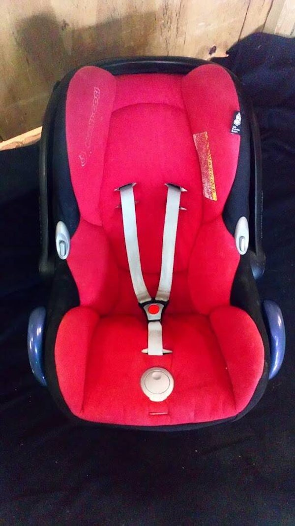 Autostoel Maxi Cosi rood