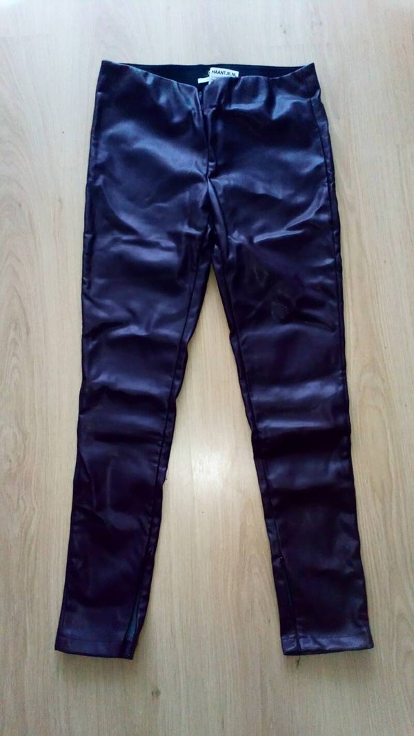 Broek Simple Spears Road leatherlook maat L (NIEUW)