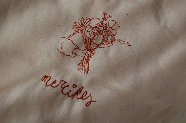 Mercikes met boeket totebag