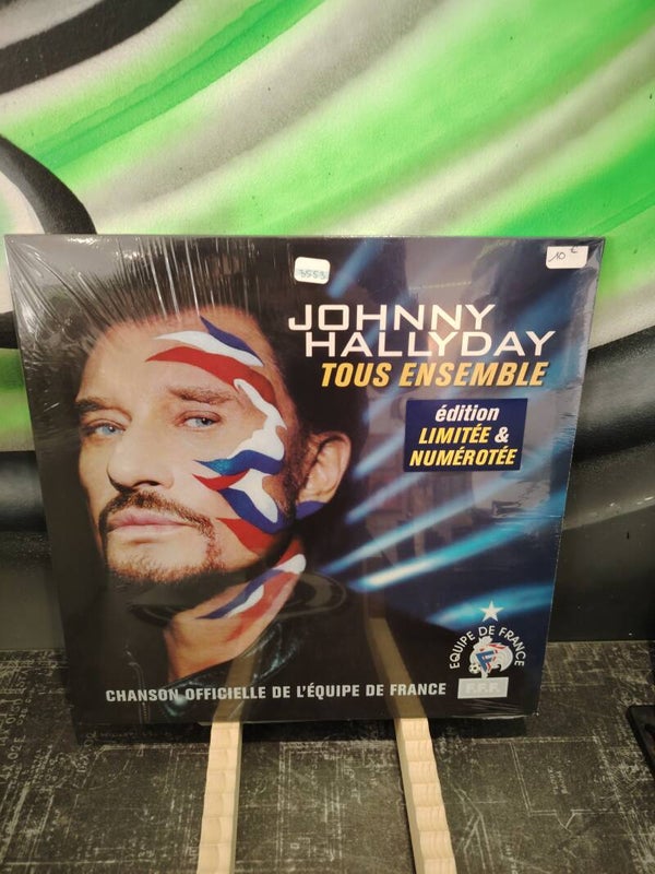 JOHNNY HALLYDAY