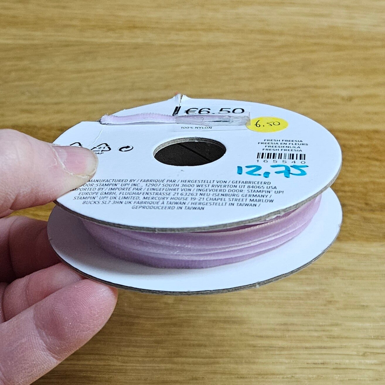 Lint Fresh Freesia Velvet