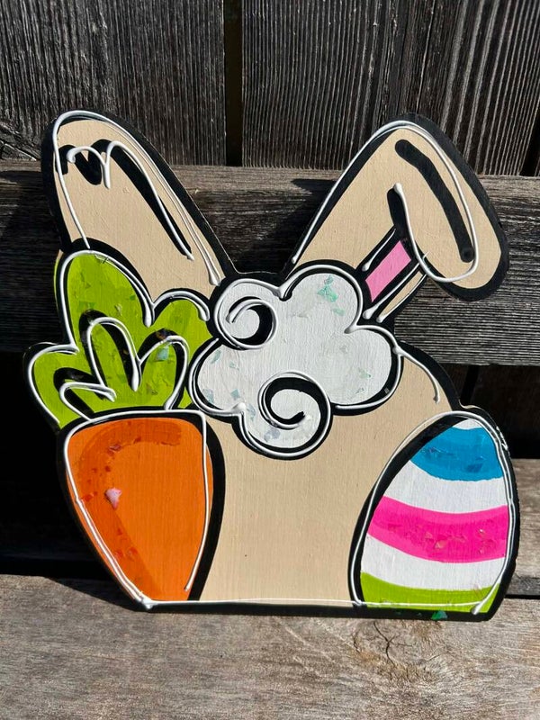 Bunny with Egg and Carrot Mini