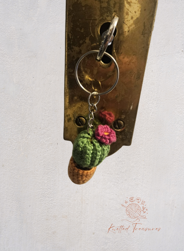 Mini Cactus keychain with flower