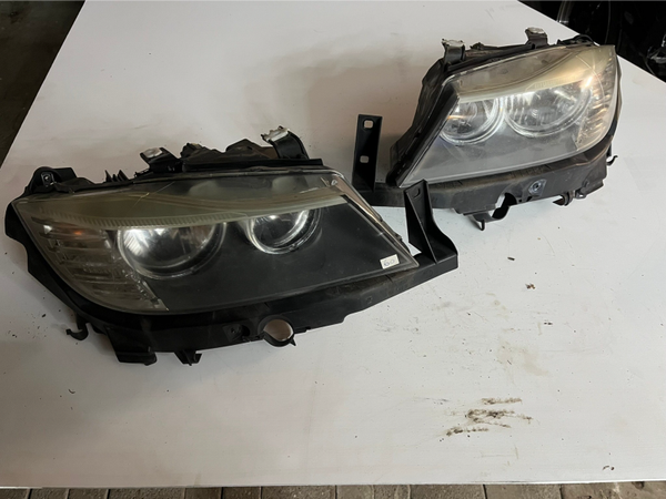 Koplampen set Halogeen E90 / 89318911