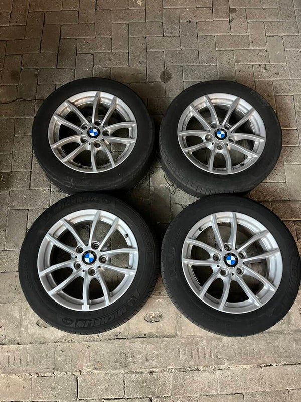 Velgen + Banden 16 Inch Styling 378 / 6796202