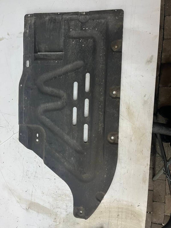Bodemplaat E87/E90 / 51757059388