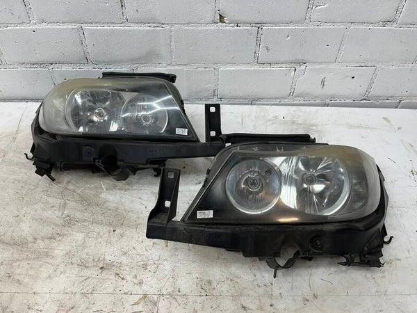 Koplampen set Halogeen E90 / 6942747 // 6942748