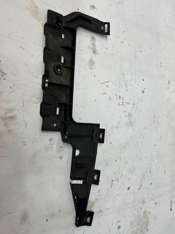 Bodemplaat Achterbumper E90 / 716384