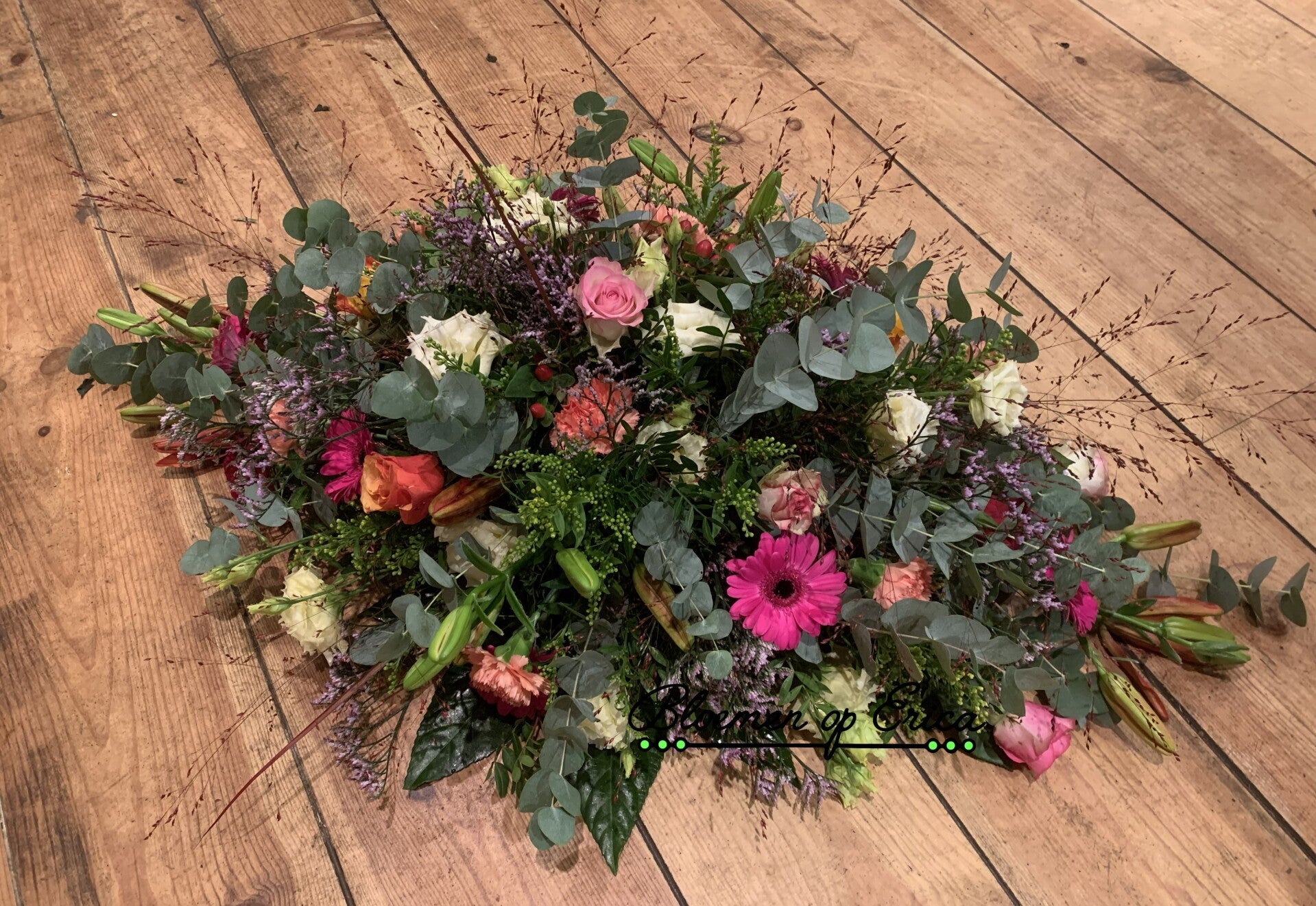 Rouwbloemstuk langwerpig