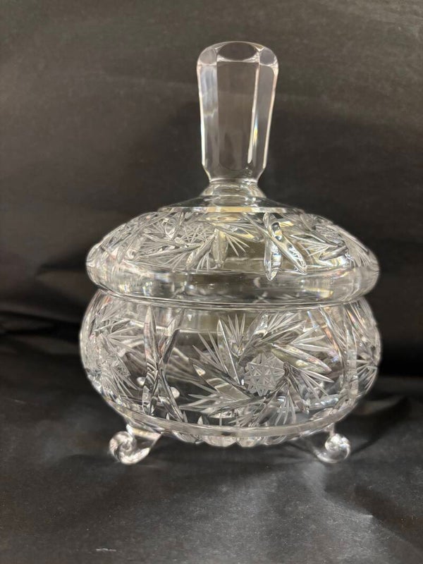 Bonbonnière en cristal ciselée