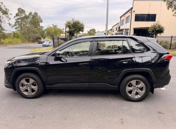 Toyota RAV4 GX Hybrid 2024