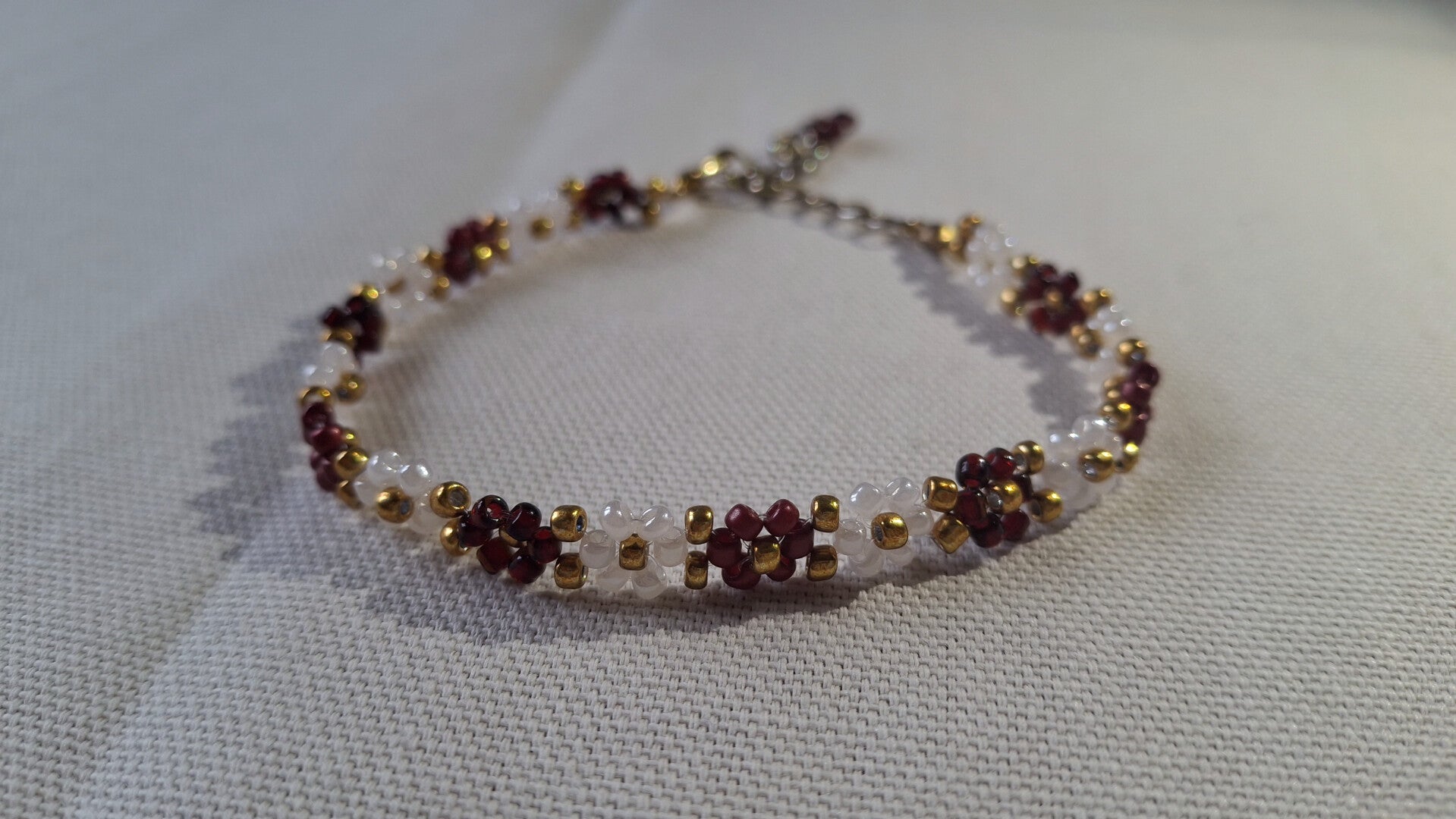 Bracelet petites fleurs