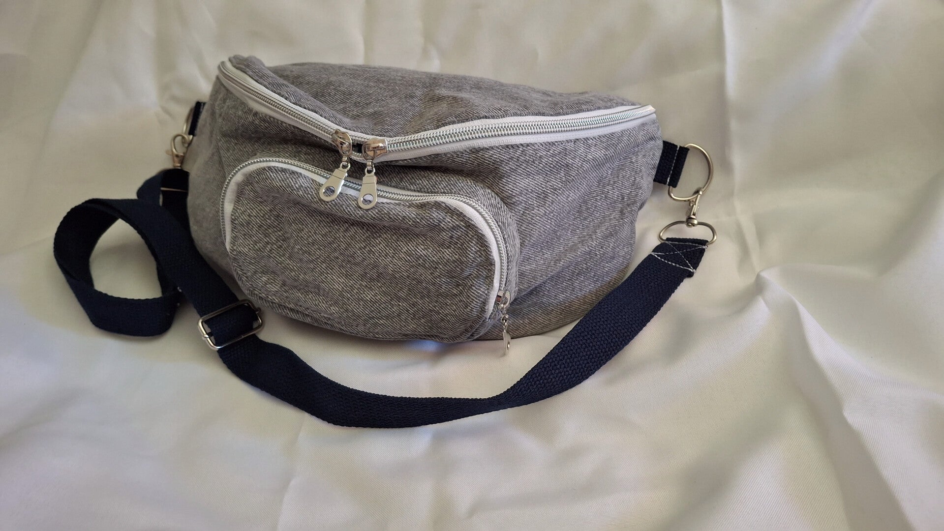Sac Banane avec poche soufflé