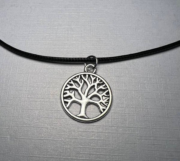 Elegant Tree of Life Pendant Necklace