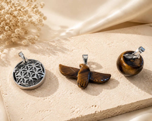 Oeil de tigre - Pendentif Aigle / Pomme / Médaillon Fleur de Vie