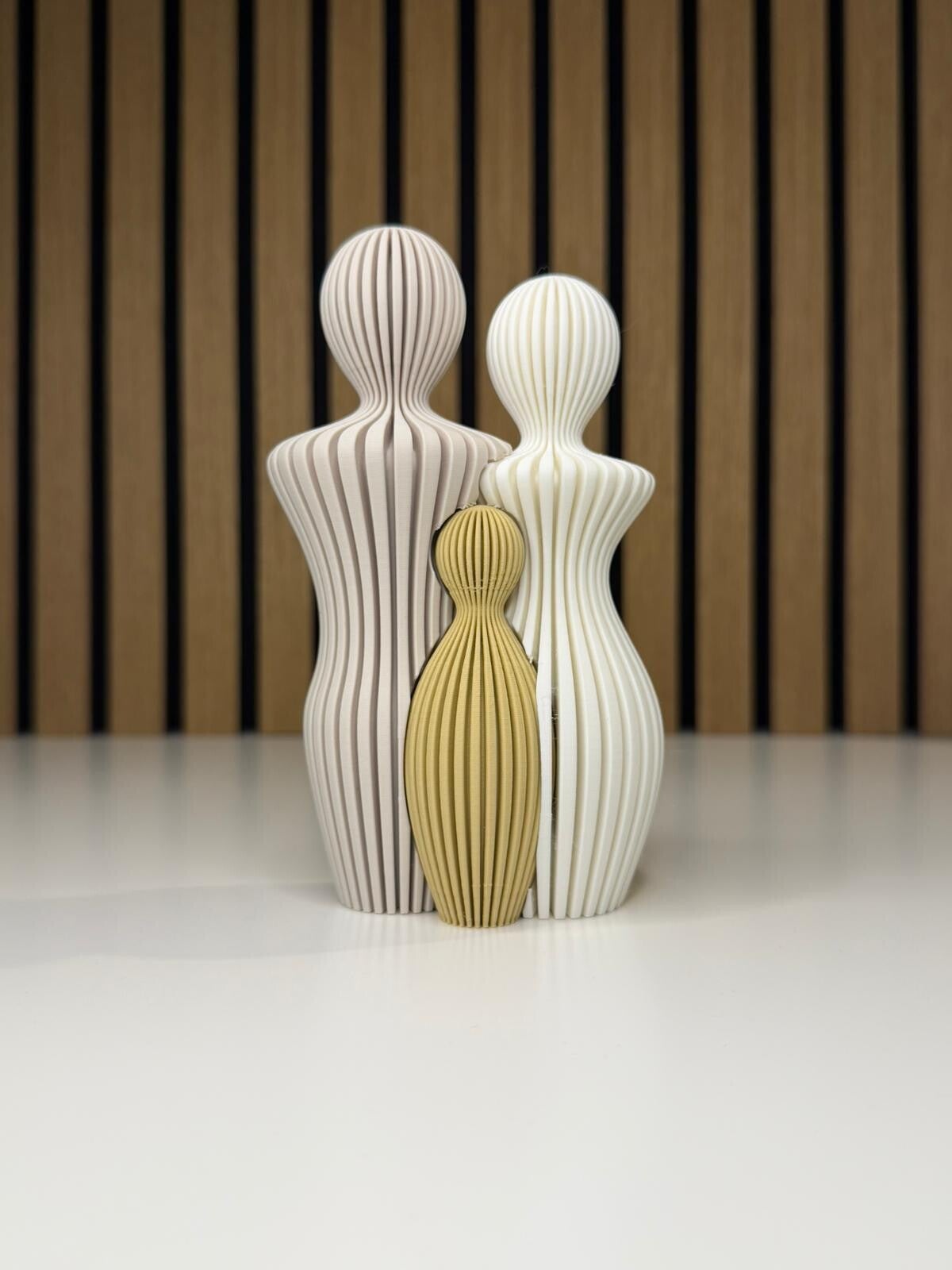 Gezin Bone wit, Wit, Desert tan