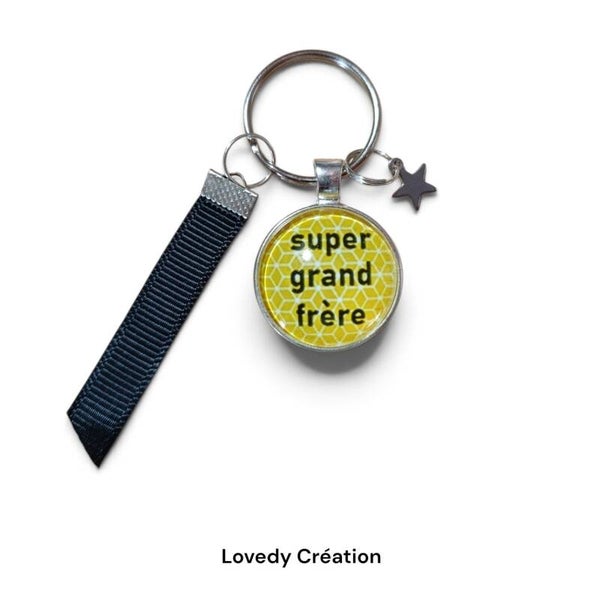 Porte-Clés "Super Grand Frère" – Le Cadeau Idéal pour un Grand Frère en Or