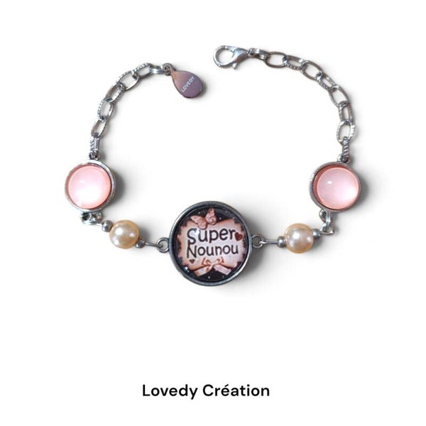 Bracelet Personnalisé – Chaîne Argentée et Médaillon "Super Nounou"