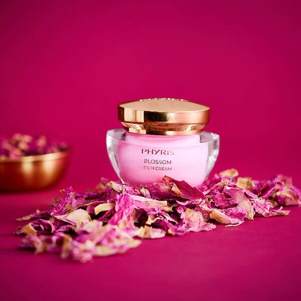 BLOSSOM Rich Cream