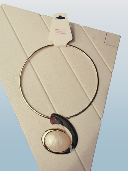 Oval Halskette mit Anhänger