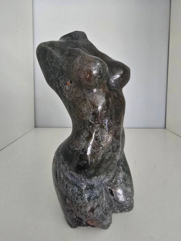 Pink Moss Lady Carving CX391