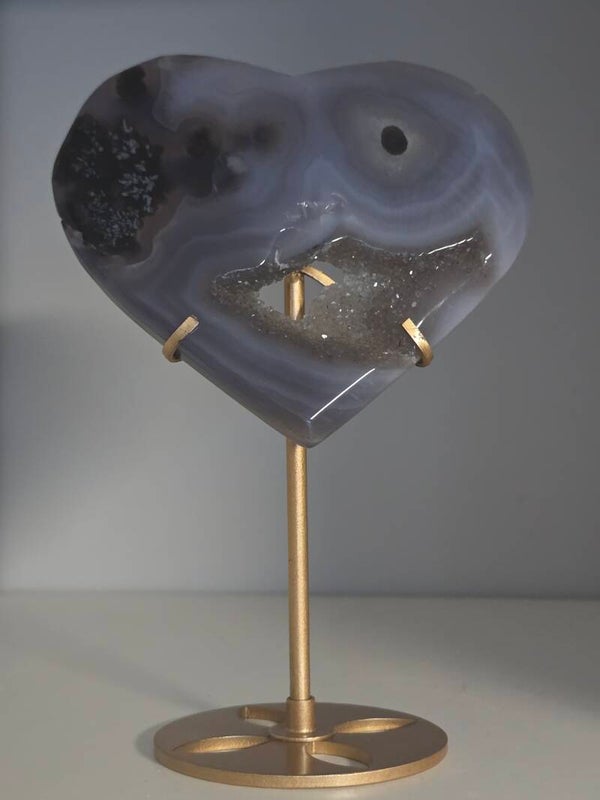 Agate Druzy Heart on stand R78