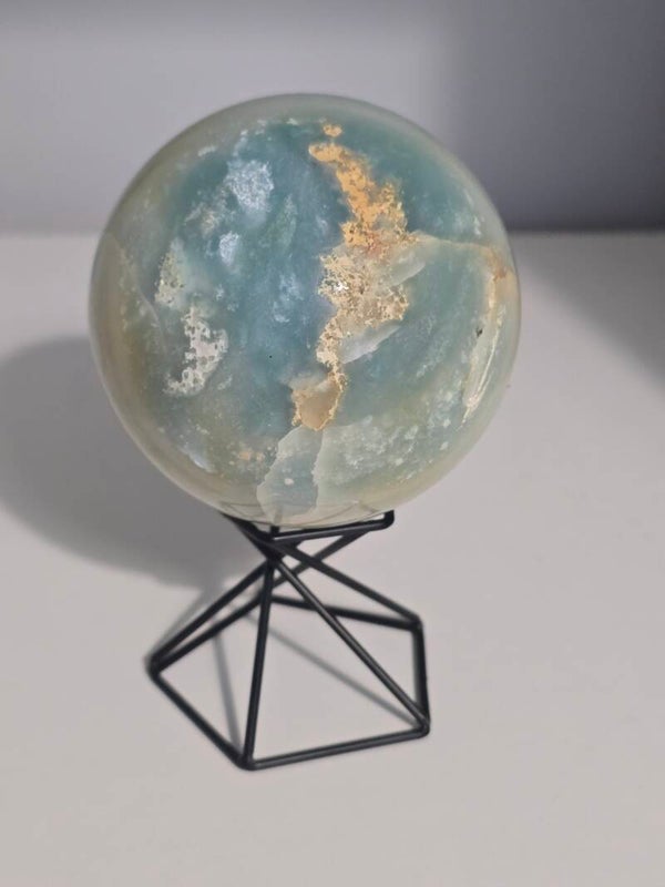 Caribbean Calcite Sphere Z162