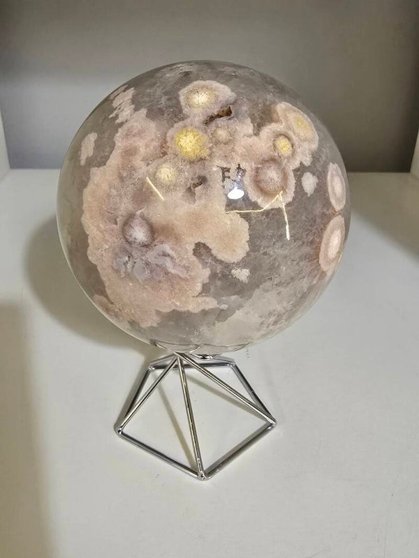 Green Quartz & Flower Sphere CX373