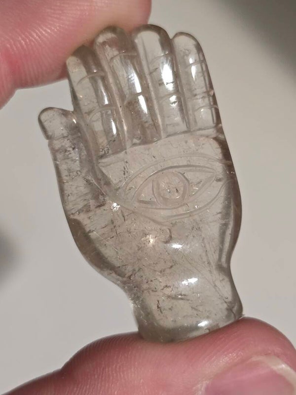 Gold Rutile Hamsa Hand D96