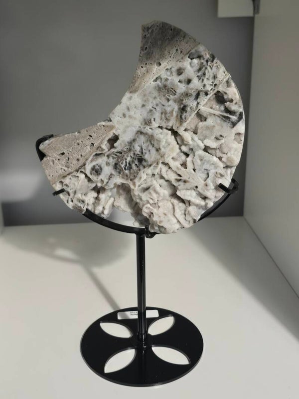 Sphalerite Moon On Stand Z477