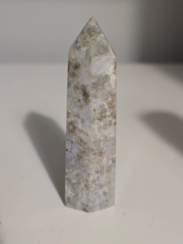 Hackmanite Tower R225