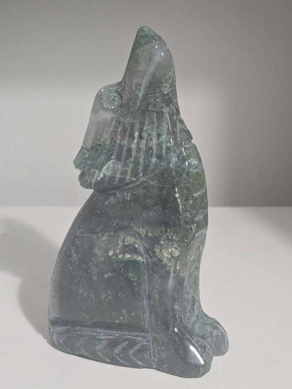 Moss Agate Wolf Carving Z484