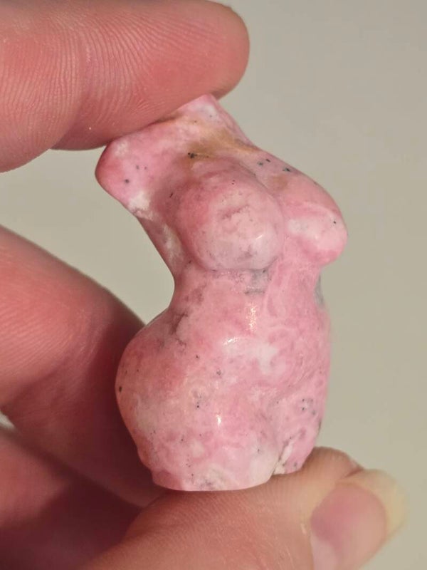 Peru Rhodonite Lady Body Carving S64