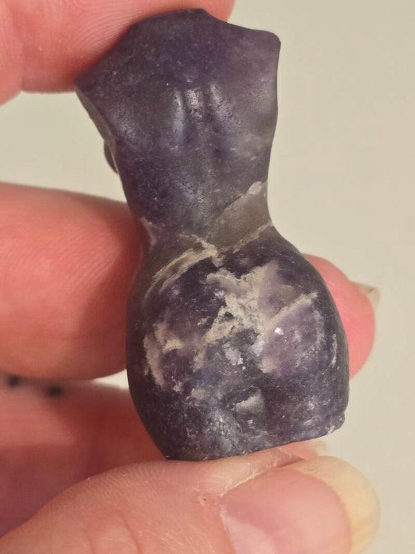 Amethyst Lady Body Carving S61