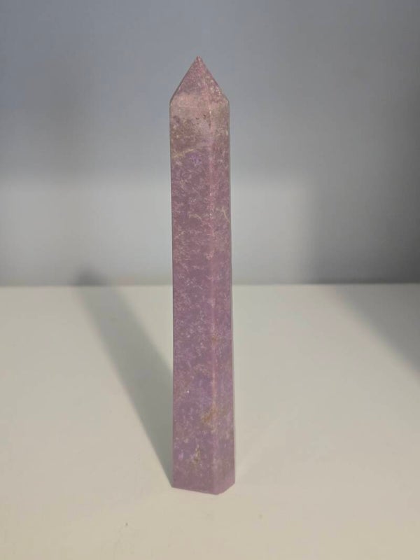 Phosphosiderite Tower Z517