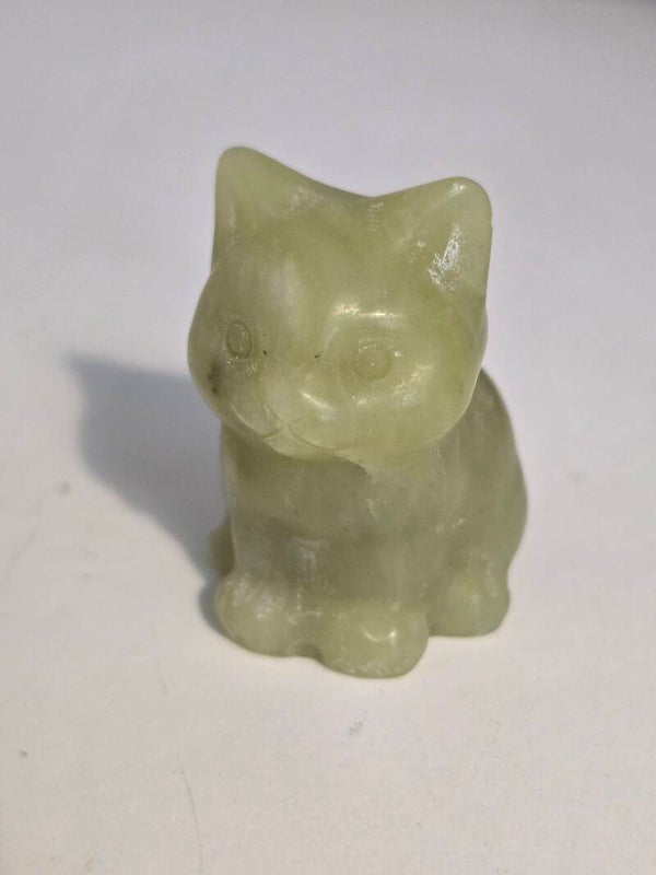 Lemon Jade Cat Carving R320B