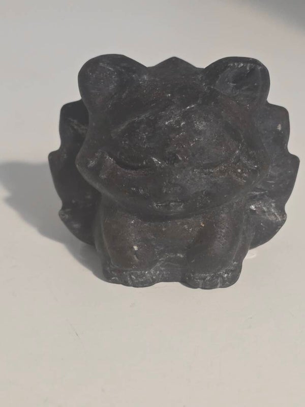 Fire works and Garnet 9tails Fox Carving R246