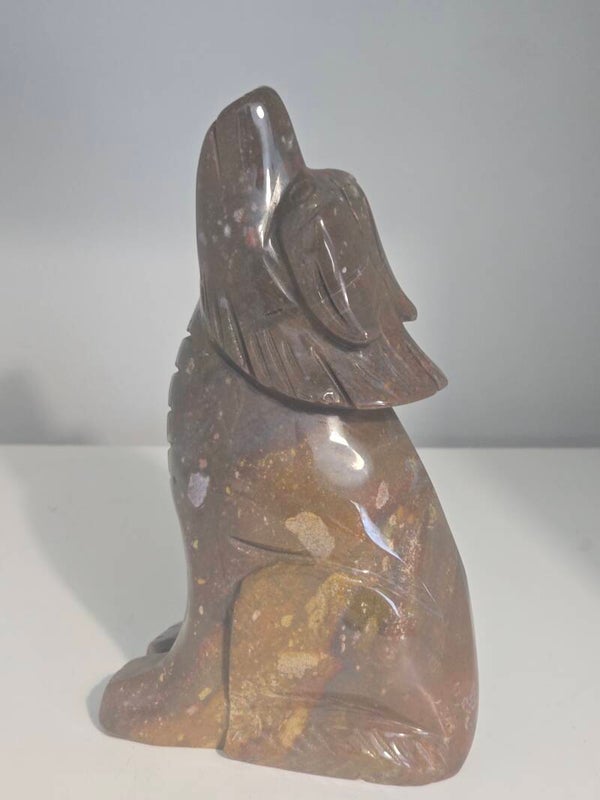Ocean Jasper Wolf Carving Z559