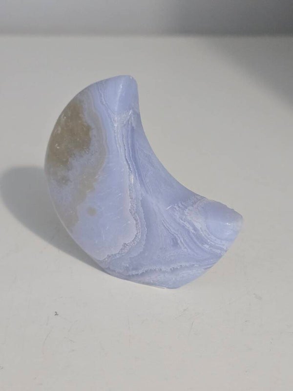 Blue Lace Freestanding Moon D08